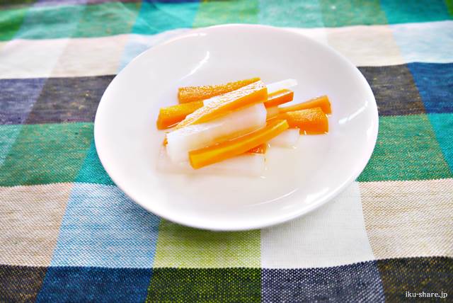 にんじんとだいこんのスティック煮